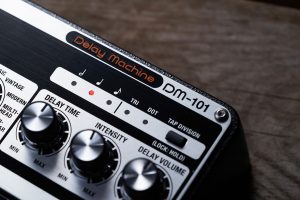 The Complete Guide to Delay Pedals Header