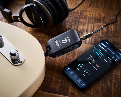 KATANA:GO plugged into a Telecaster with headphones and mobile app