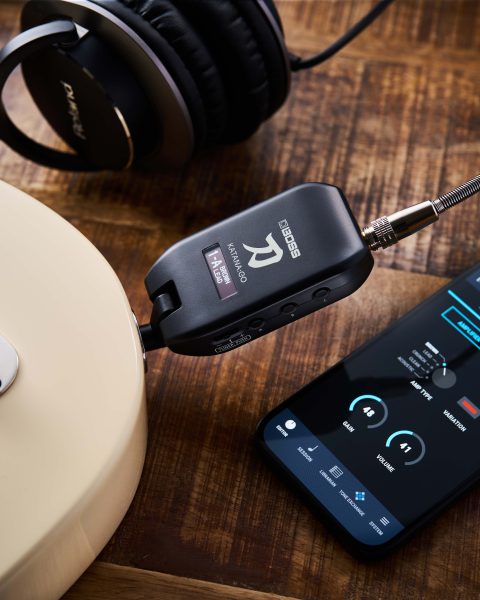 KATANA:GO plugged into a Telecaster with headphones and mobile app