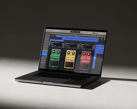 BOSS Effects Pedals plug-ins on screen