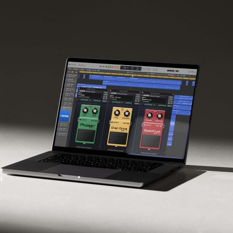 BOSS Effects Pedals plug-ins on screen