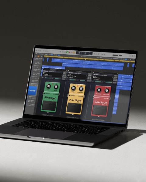 BOSS Effects Pedals plug-ins on screen