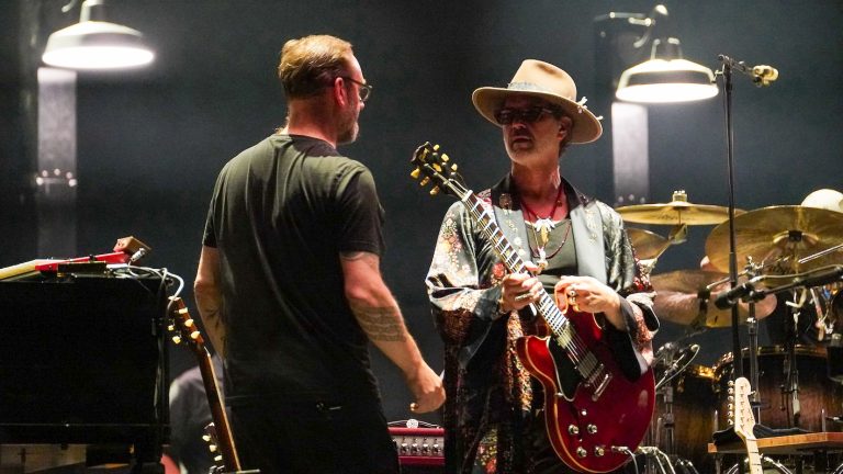 Doyle Bramhall II and his guitar tech, Mattias Johansson
