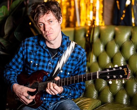 James Walbourne playing his 1963 Gibson SG Junior