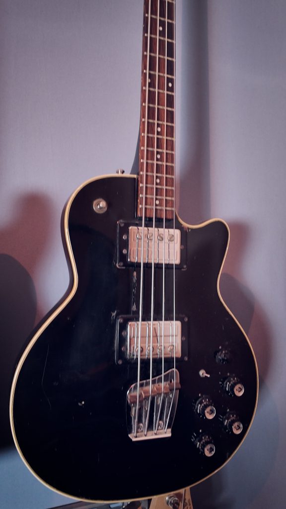 Charlie Jones's ‘70s Guild M-85-II BluesBird