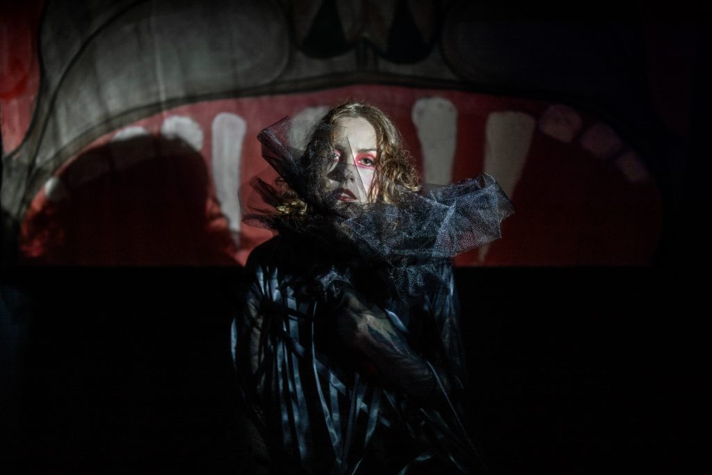 Reverberations: Emma Ruth Rundle
